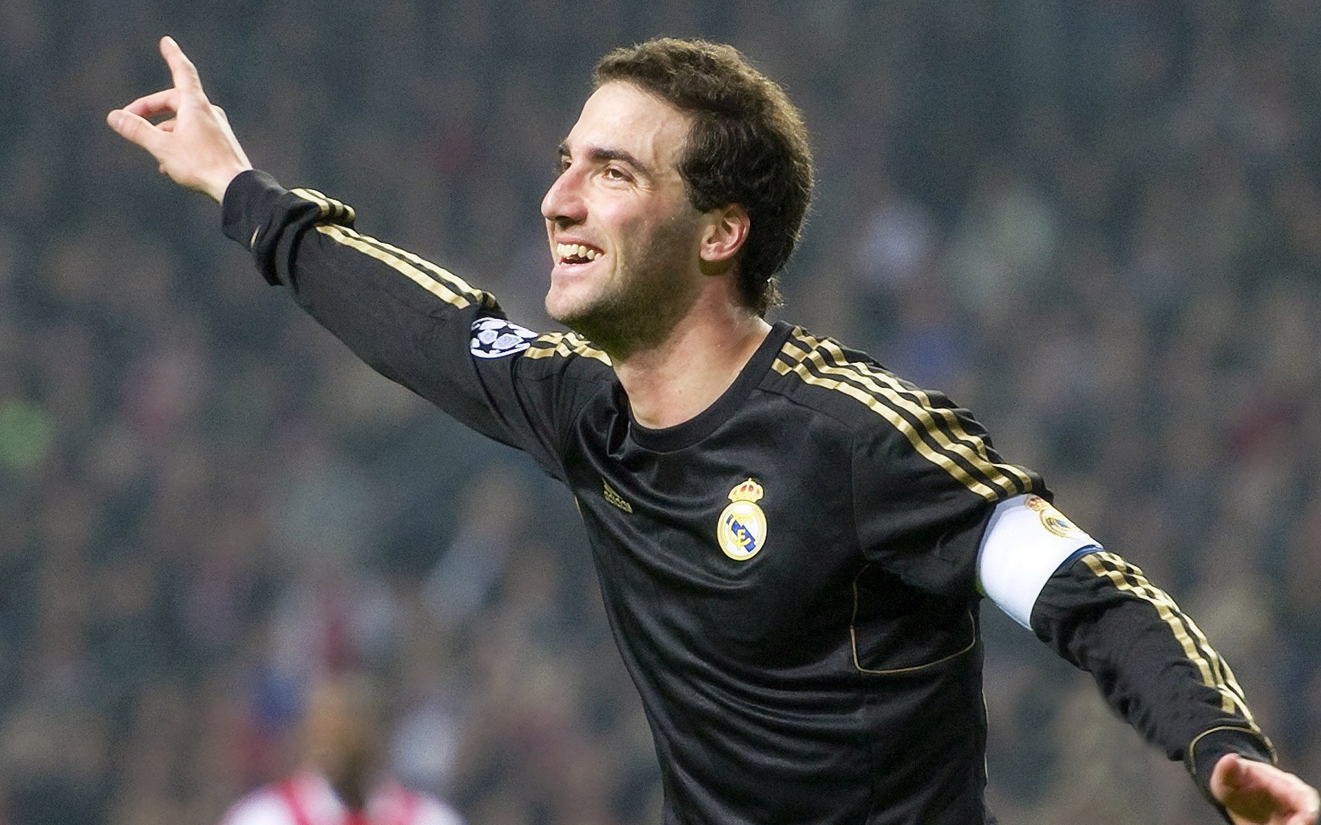 西甲颠峰对决：明星光环璀璨夺目！，西甲sporting